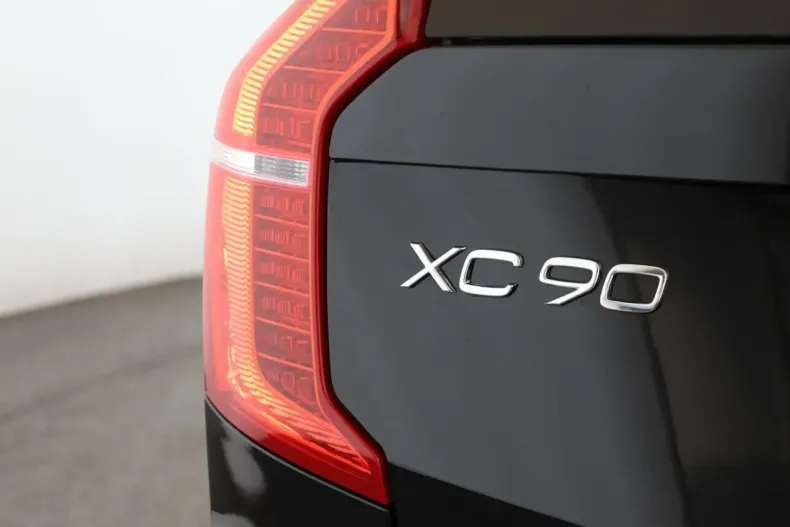 Volvo XC90 din 2023 cu 59.700 km - oferta VOL107014 - foto 10