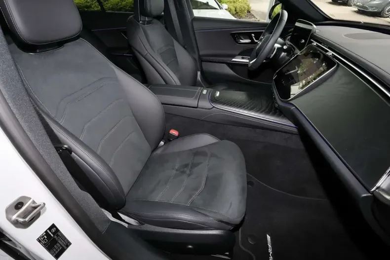 Mercedes-Benz E 200 din 2024 cu 1.710 km - oferta MER107019 - foto 4