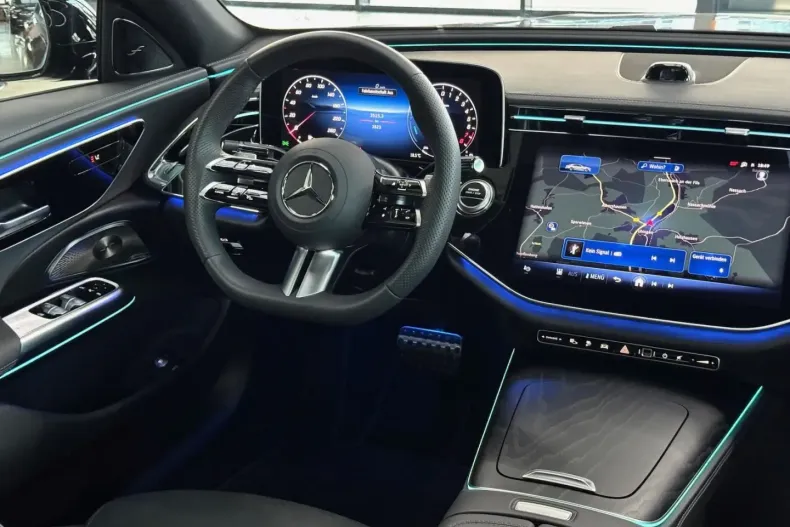 Mercedes-Benz E 300 din 2025 cu 3.600 km - oferta MER107021 - foto 13