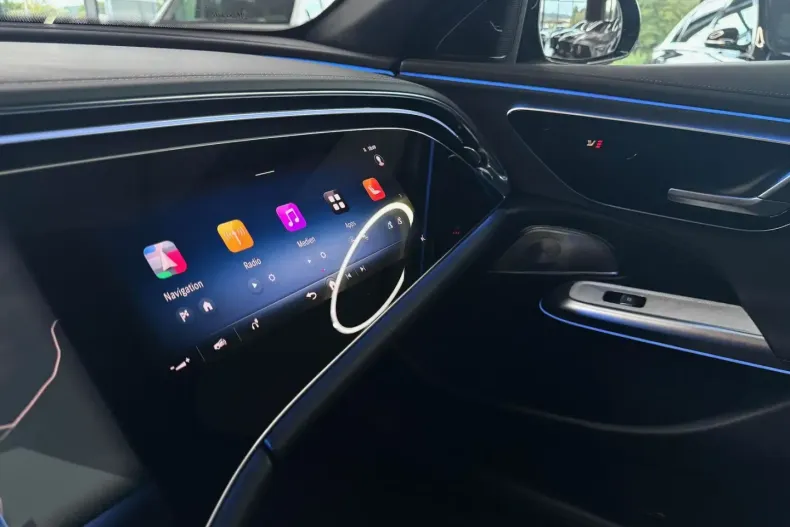 Mercedes-Benz E 300 din 2025 cu 3.600 km - oferta MER107021 - foto 14