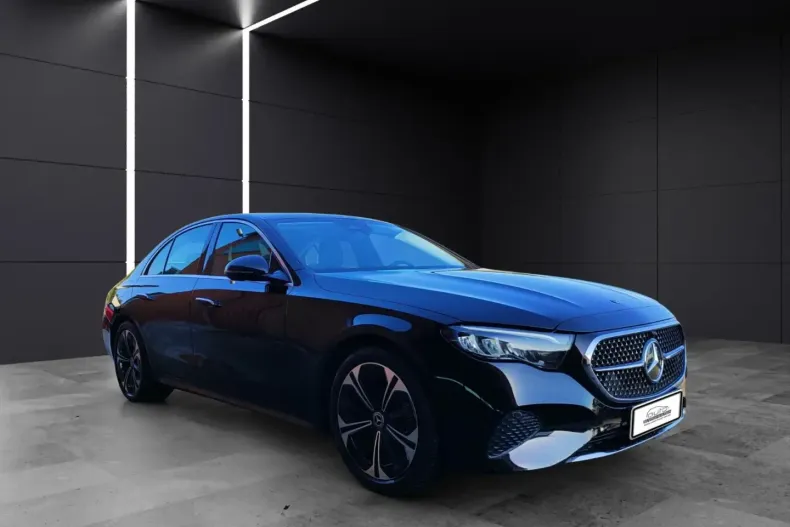 Mercedes-Benz E 220 din 2023 cu 31.200 km - oferta MER107025 - foto 7