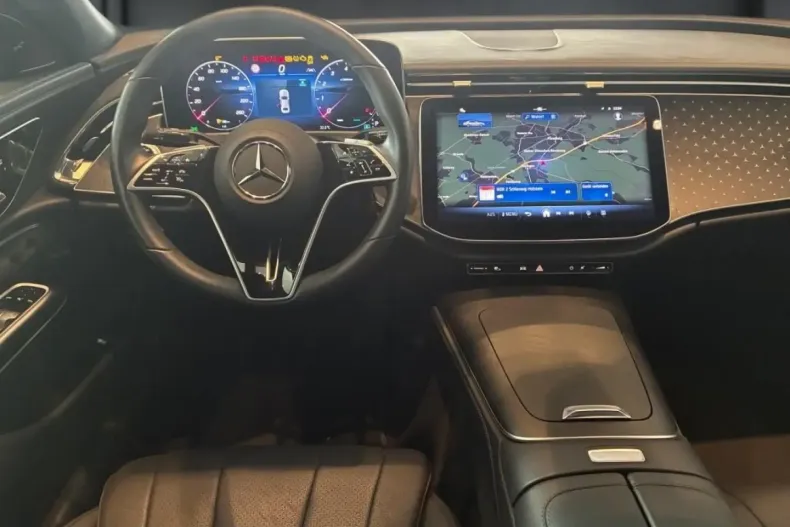 Mercedes-Benz E 200 din 2024 cu 14.522 km - oferta MER107028 - foto 8