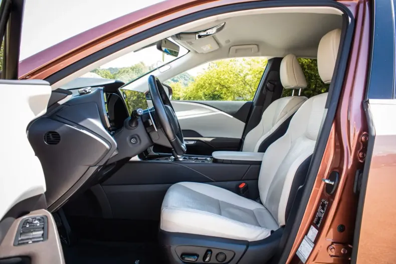 Lexus RX 350 din 2023 cu 78.000 km - oferta LEX107032 - foto 8