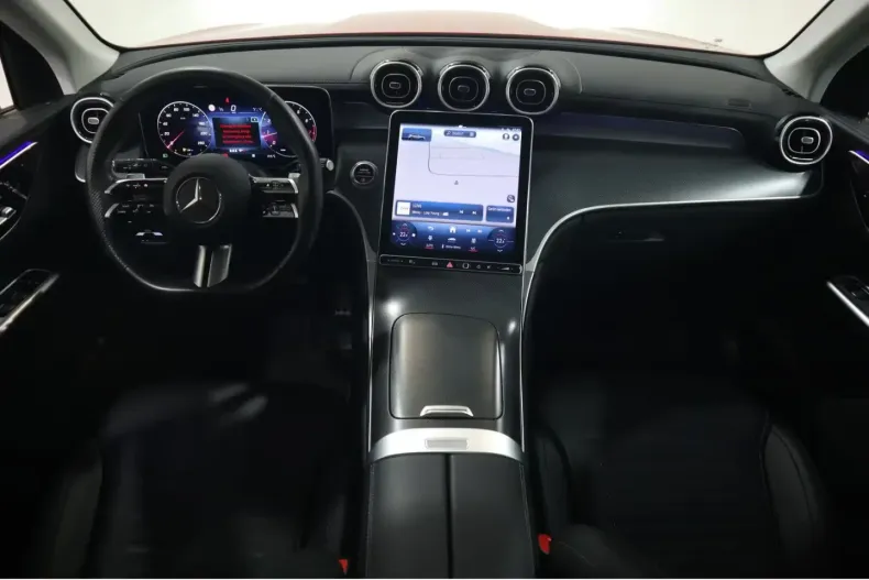 Mercedes-Benz GLC 200 din 2023 cu 42.280 km - oferta MER107045 - foto 7