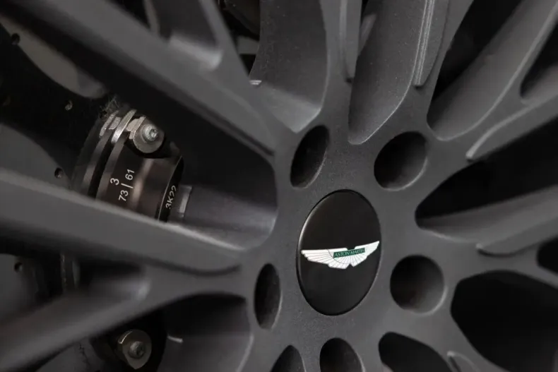 Aston Martin DBX din 2024 cu 1.500 km - oferta AST107061 - foto 9