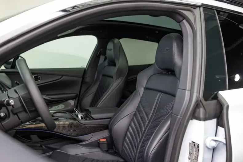 Aston Martin DBX din 2024 cu 1.500 km - oferta AST107061 - foto 10