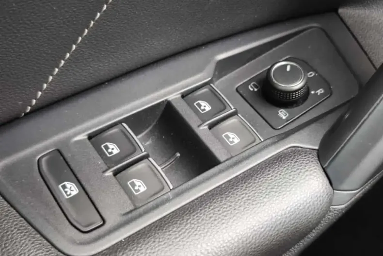 Volkswagen Tiguan din 2021 cu 116.000 km - oferta VOL107066 - foto 28