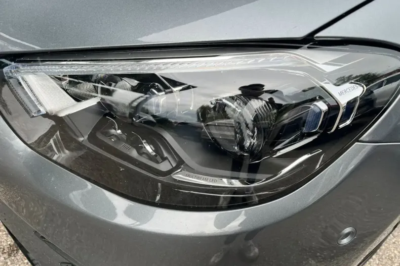 Mercedes-Benz E 300 din 2023 cu 25.968 km - oferta MER107067 - foto 3