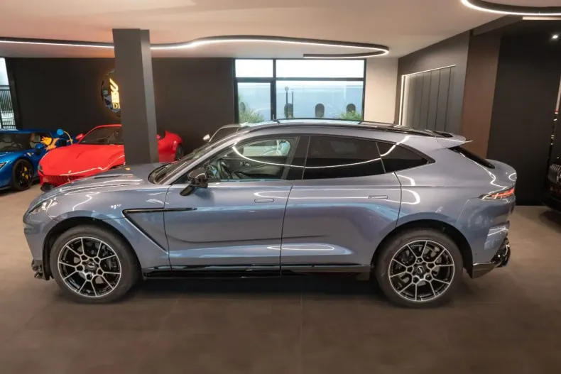 Aston Martin DBX din 2023 cu 8.200 km - oferta AST107070 - foto 2