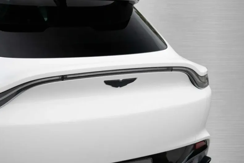 Aston Martin DBX din 2023 cu 23.990 km - oferta AST107071 - foto 6