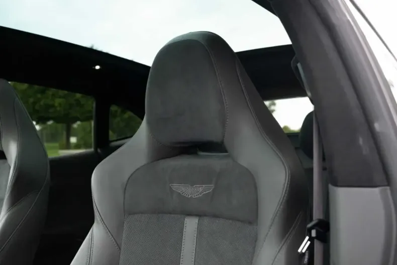 Aston Martin DBX din 2023 cu 23.990 km - oferta AST107071 - foto 18