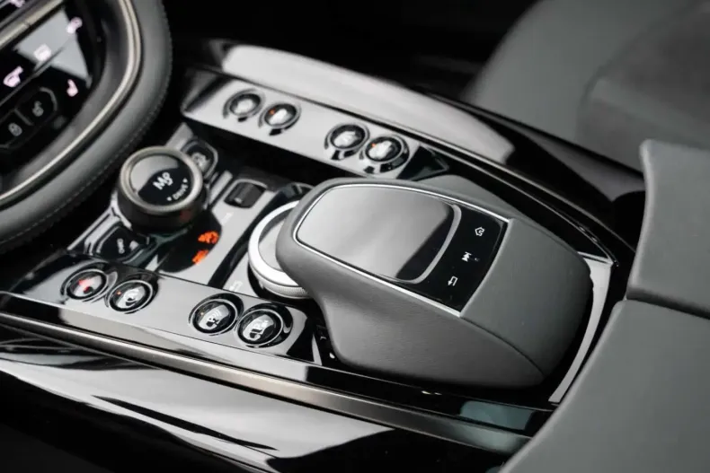 Aston Martin DBX din 2023 cu 23.990 km - oferta AST107071 - foto 26