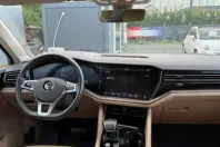 Volkswagen Touareg din 2025 cu 116.000 km - oferta VOL107081 - foto 9