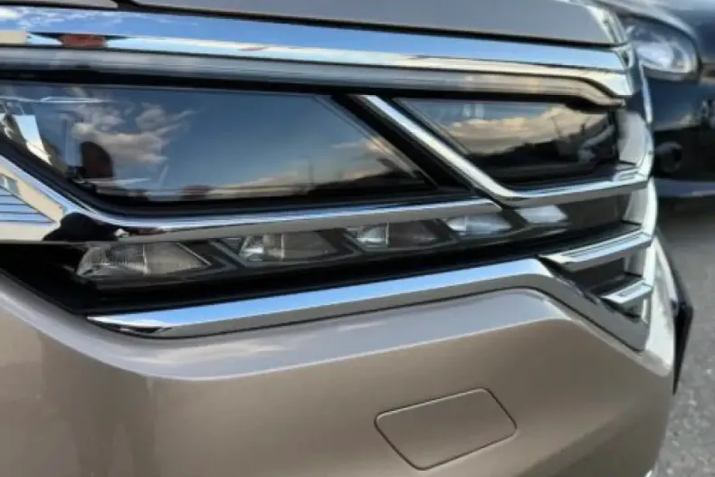 Volkswagen Touareg din 2025 cu 116.000 km - oferta VOL107081 - foto 14