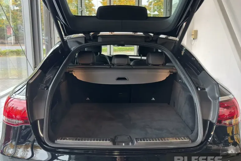 Mercedes-Benz GLC 300 din 2022 cu 78.700 km - oferta MER107084 - foto 6