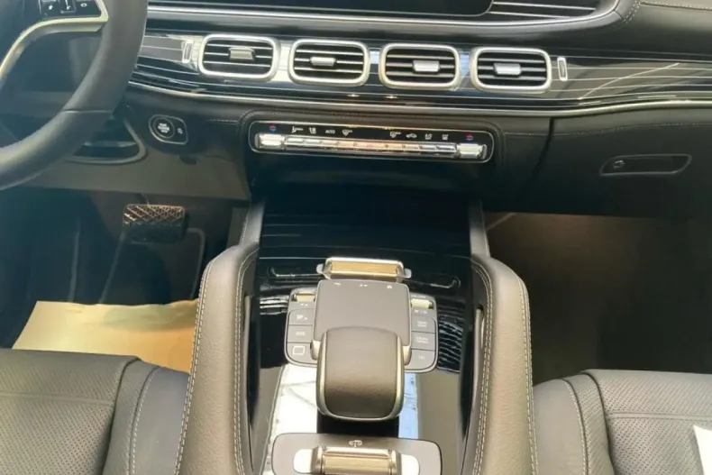 Mercedes-Benz GLE 450 din 2025 cu 19.800 km - oferta MER107099 - foto 10