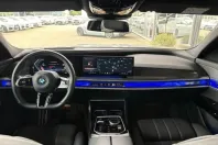BMW i7 din 2023 cu 17.200 km - oferta BMW107102 - foto 11