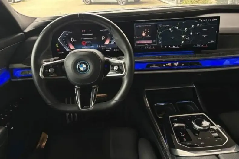 BMW i7 din 2023 cu 17.200 km - oferta BMW107102 - foto 12