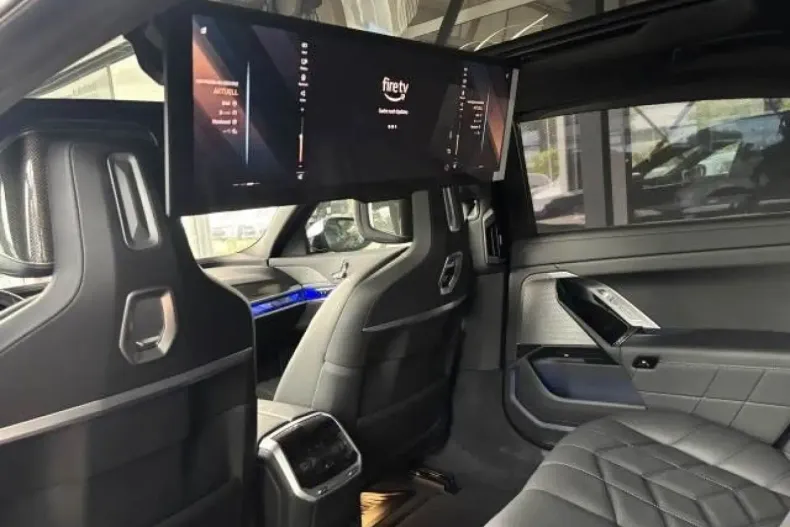 BMW i7 din 2023 cu 17.200 km - oferta BMW107102 - foto 14