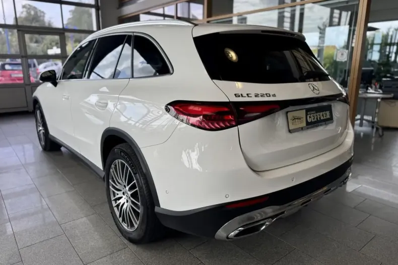 Mercedes-Benz GLC 220 din 2023 cu 36.737 km - oferta MER107104 - foto 5