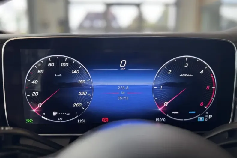 Mercedes-Benz GLC 220 din 2023 cu 36.737 km - oferta MER107104 - foto 12