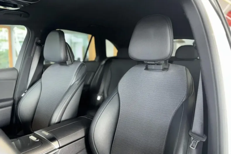 Mercedes-Benz GLC 220 din 2023 cu 36.737 km - oferta MER107104 - foto 14