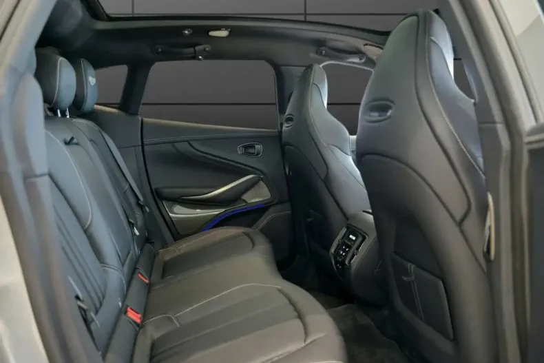 Aston Martin DBX din 2024 cu 6.490 km - oferta AST107105 - foto 25