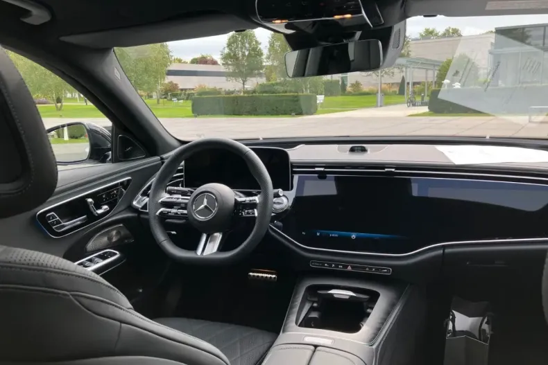 Mercedes-Benz E 400 din 2024 cu 43.000 km - oferta MER107109 - foto 10