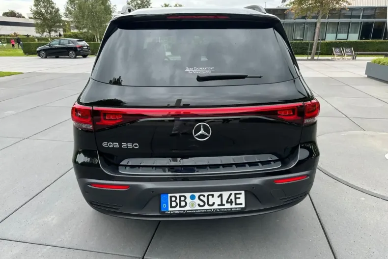 Mercedes-Benz EQB din 2023 cu 35.000 km - oferta MER107111 - foto 6