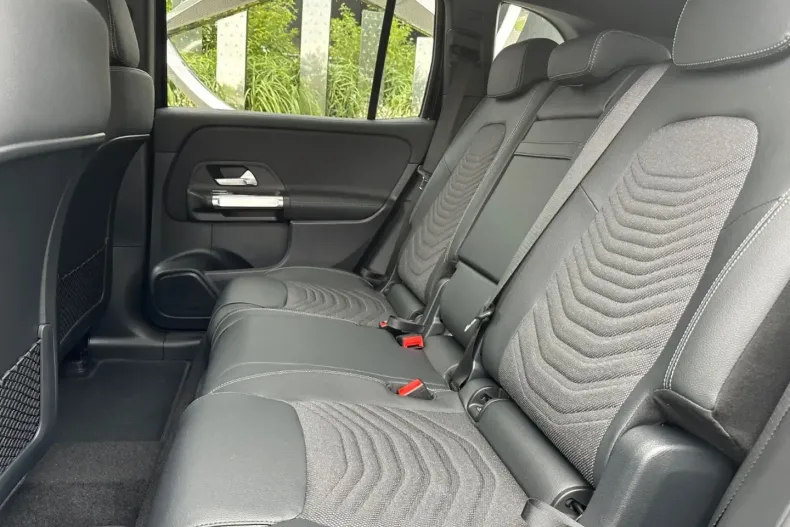 Mercedes-Benz EQB din 2023 cu 35.000 km - oferta MER107111 - foto 15