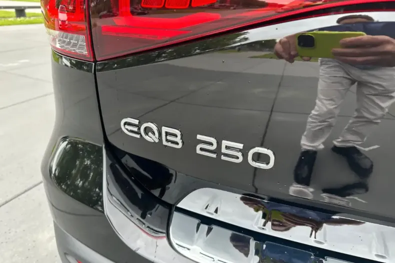 Mercedes-Benz EQB din 2023 cu 35.000 km - oferta MER107111 - foto 20