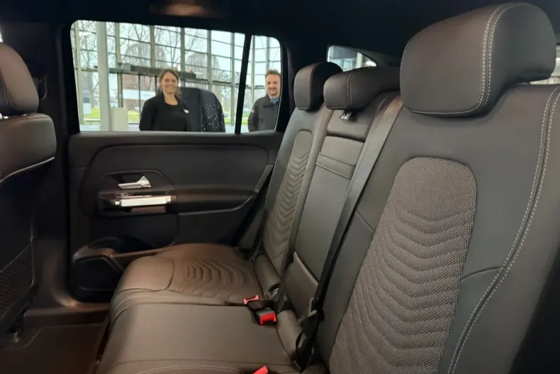 Mercedes-Benz EQB din 2024 cu 20.000 km - oferta MER107113 - foto 13