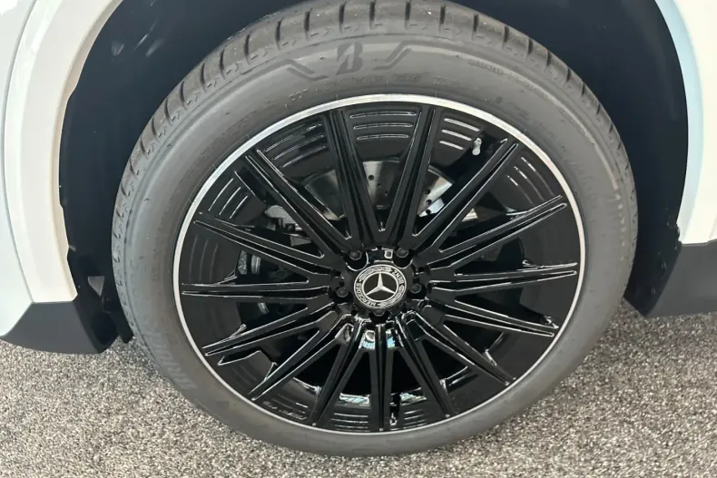 Mercedes-Benz GLA 250 din 2024 cu 30.000 km - oferta MER107114 - foto 7