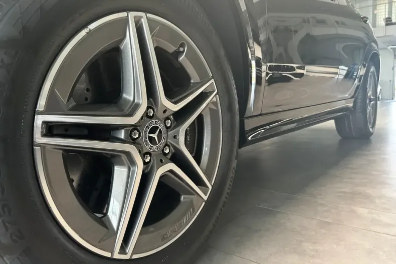 Mercedes-Benz GLE 400 din 2023 cu 19.978 km - oferta MER107115 - foto 13