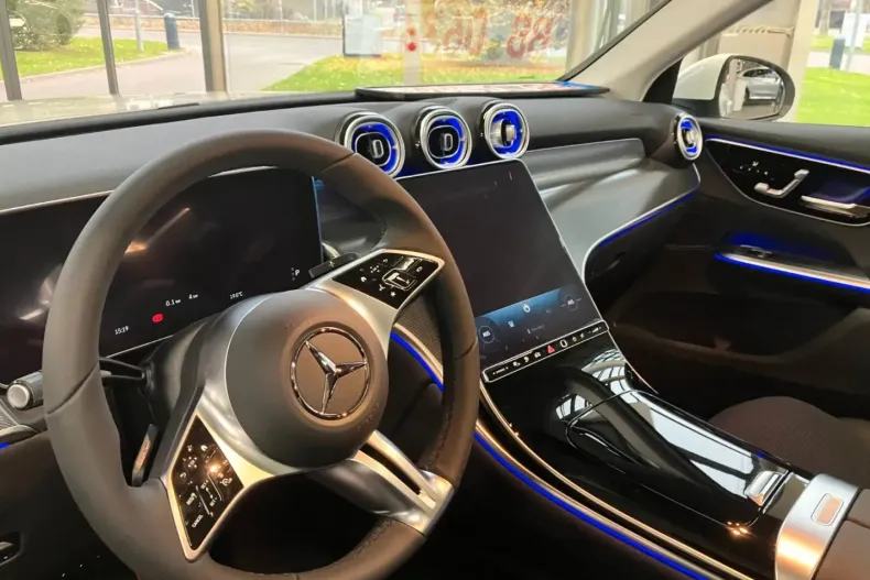 Mercedes-Benz GLC 300 din 2024 cu 20.000 km - oferta MER107121 - foto 12