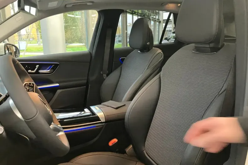 Mercedes-Benz GLC 300 din 2024 cu 20.000 km - oferta MER107121 - foto 14