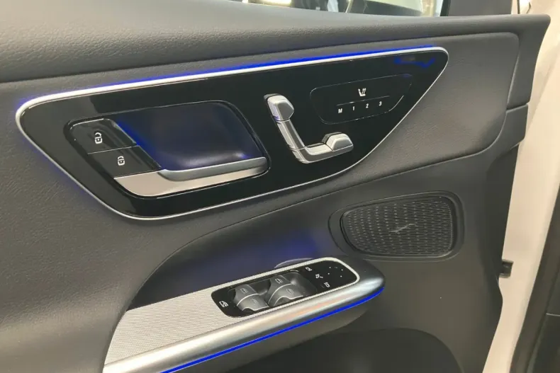 Mercedes-Benz GLC 300 din 2024 cu 20.000 km - oferta MER107121 - foto 19