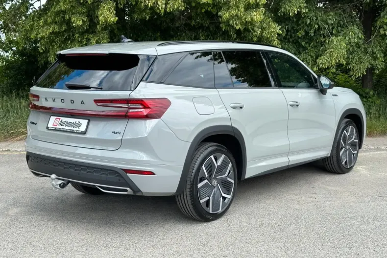 Skoda Kodiaq din 2024 cu 12.356 km - oferta SKO107125 - foto 3