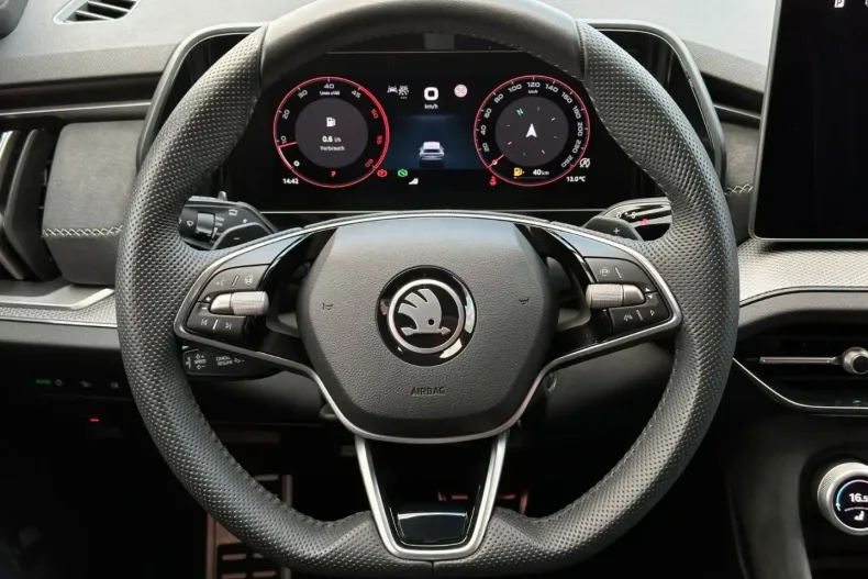 Skoda Kodiaq din 2024 cu 12.356 km - oferta SKO107125 - foto 12