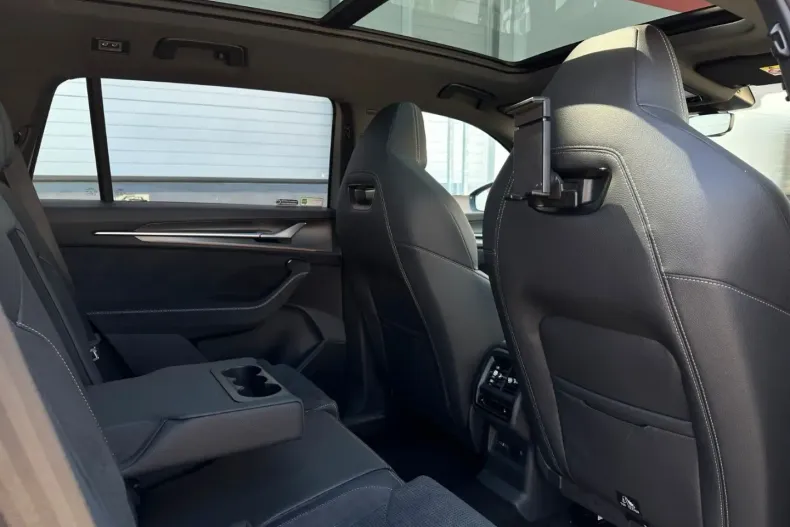 Skoda Kodiaq din 2024 cu 12.356 km - oferta SKO107125 - foto 25