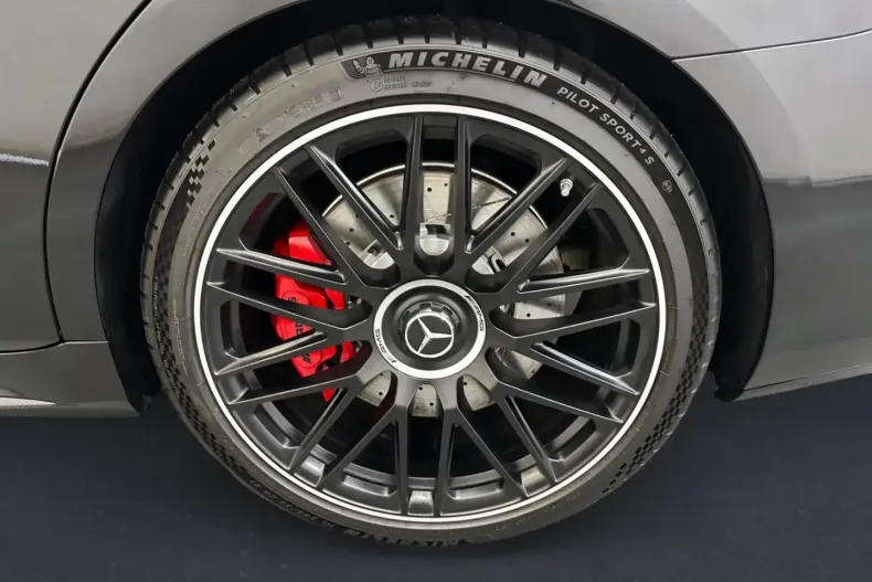 Mercedes-Benz S 63 AMG din 2024 cu 19.996 km - oferta MER107138 - foto 4