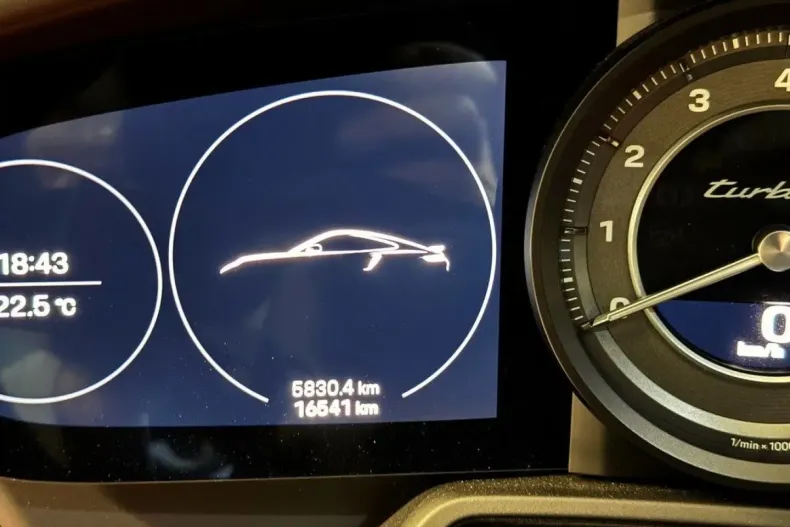 Porsche 911 din 2020 cu 16.539 km - oferta POR107141 - foto 9