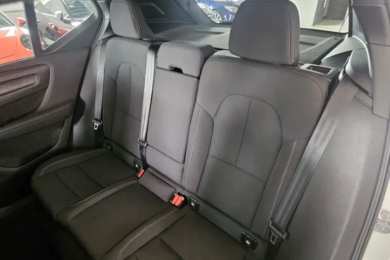 Volvo XC40 din 2022 cu 49.500 km - oferta VOL107146 - foto 12