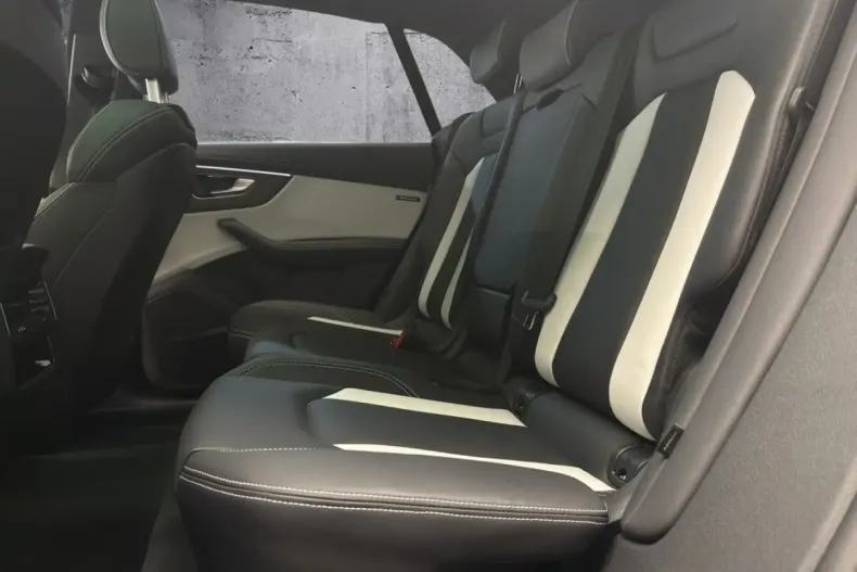 Audi Q8 din 2024 cu 21.600 km - oferta AUD107147 - foto 10