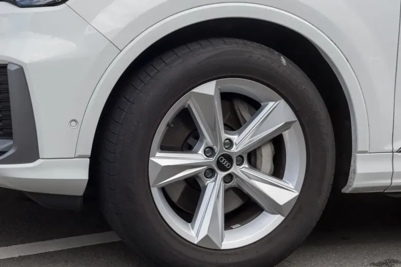 Audi Q7 din 2023 cu 52.086 km - oferta AUD107149 - foto 7