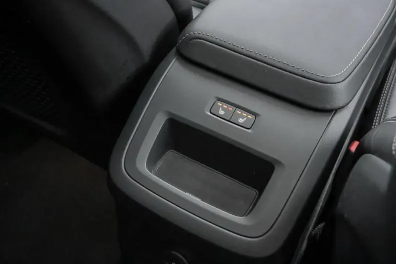 Volvo XC60 din 2024 cu 26.350 km - oferta VOL107151 - foto 7