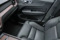 Volvo XC60 din 2024 cu 26.350 km - oferta VOL107151 - foto 14