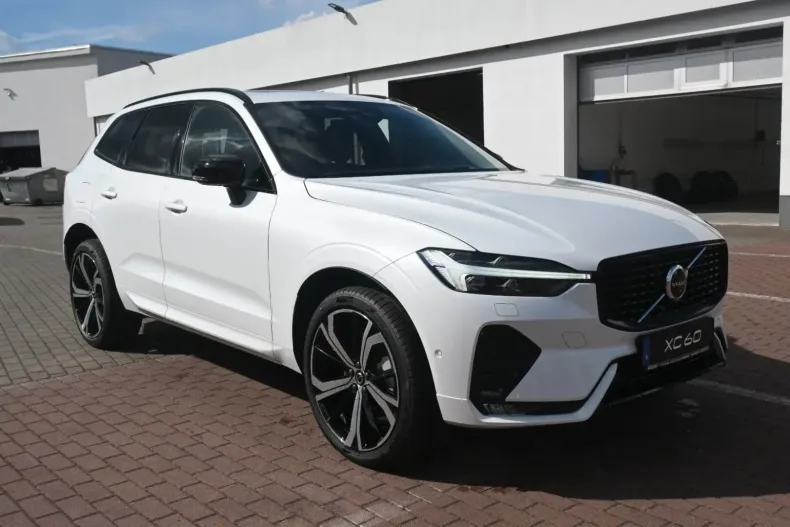 Volvo XC60 din 2024 cu 21.000 km - oferta VOL107152 - foto 1
