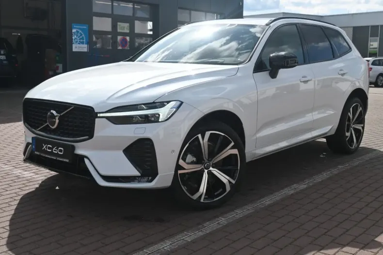 Volvo XC60 din 2024 cu 21.000 km - oferta VOL107152 - foto 2