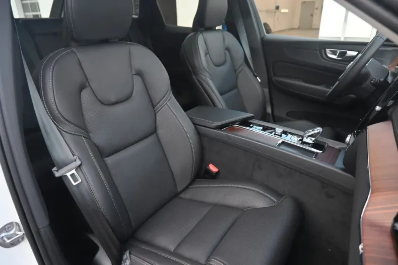 Volvo XC60 din 2024 cu 21.000 km - oferta VOL107152 - foto 14